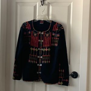 Vrikke sweater size small. 20”wide. Shoulder to hem: 23”. Shoulder to cuff: 20”